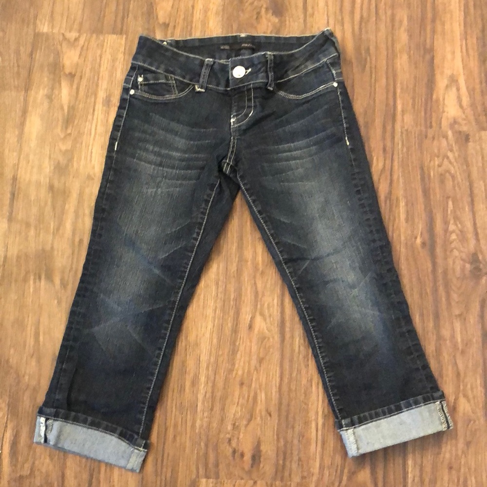 Dazzling denim kapris